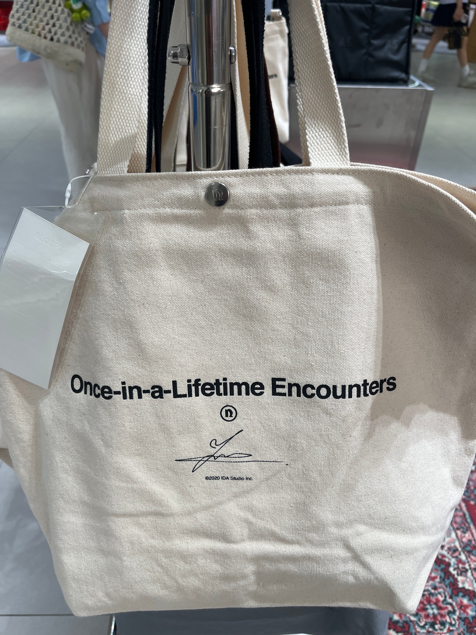 Once in a Life Time TOTE Ivory M