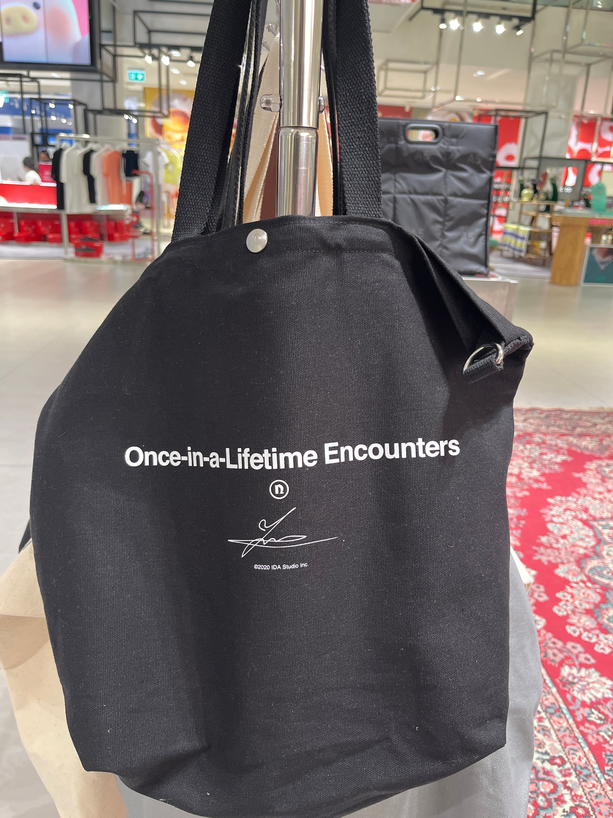 Once in a Life Time TOTE Black M