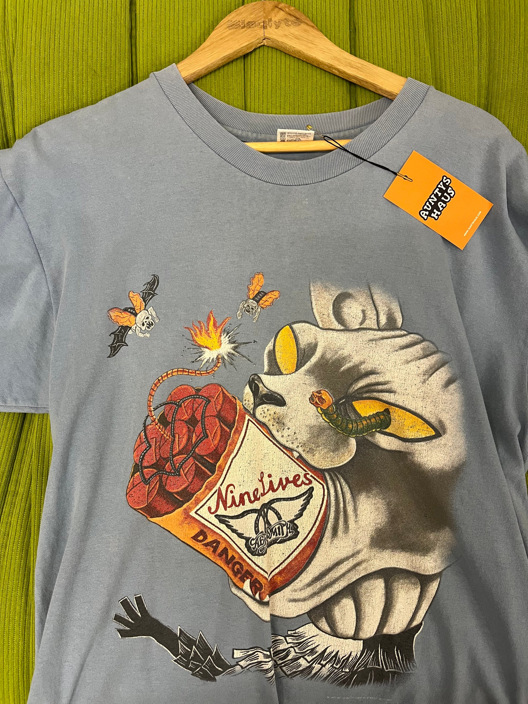 Nick Vintage Nine Lives